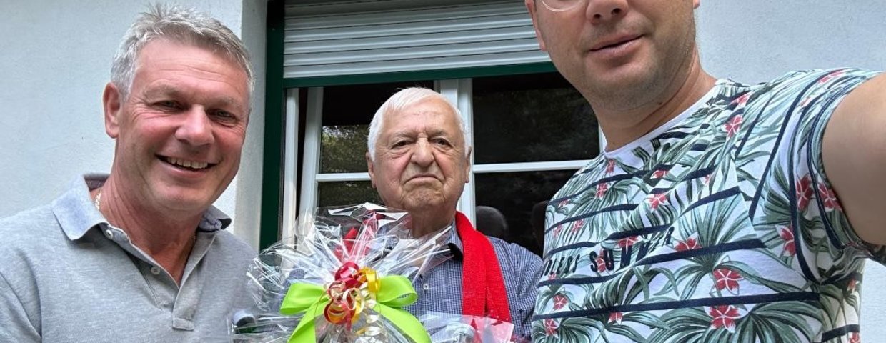 SVF-Mitglied und 100€ Club Unterstützer Nauschnegg Heinerl feierte seinen 80. Geburtstag!